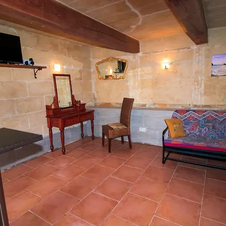 Vittoria Living 3*